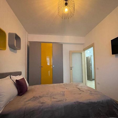 Luxury Q Residence Near Center Iasi Exterior photo